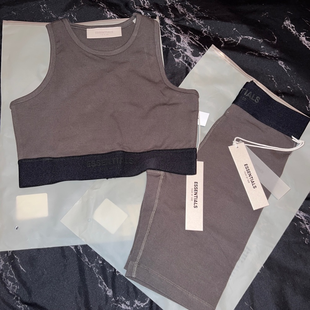 Essentials Fear of God Set